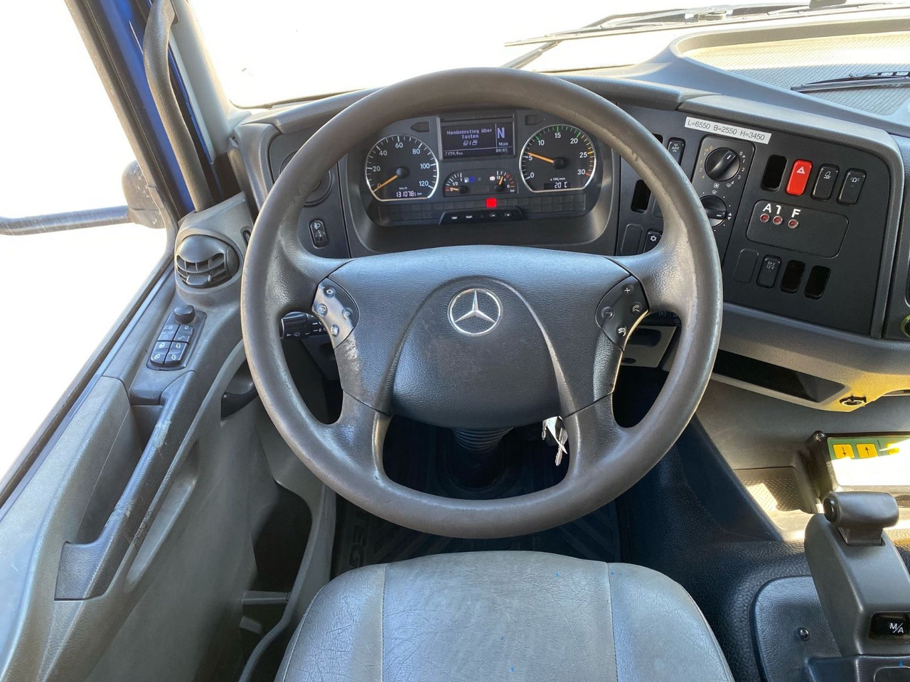 Leasing  Mercedes-Benz Atego 2 6-Zyl. 4x2 1624 KLIMA MEILER ABSETZER Mercedes-Benz Atego 2 6-Zyl. 4x2 1624 KLIMA MEILER ABSETZER: kuva Leasing  Mercedes-Benz Atego 2 6-Zyl. 4x2 1624 KLIMA MEILER ABSETZER Mercedes-Benz Atego 2 6-Zyl. 4x2 1624 KLIMA MEILER ABSETZER