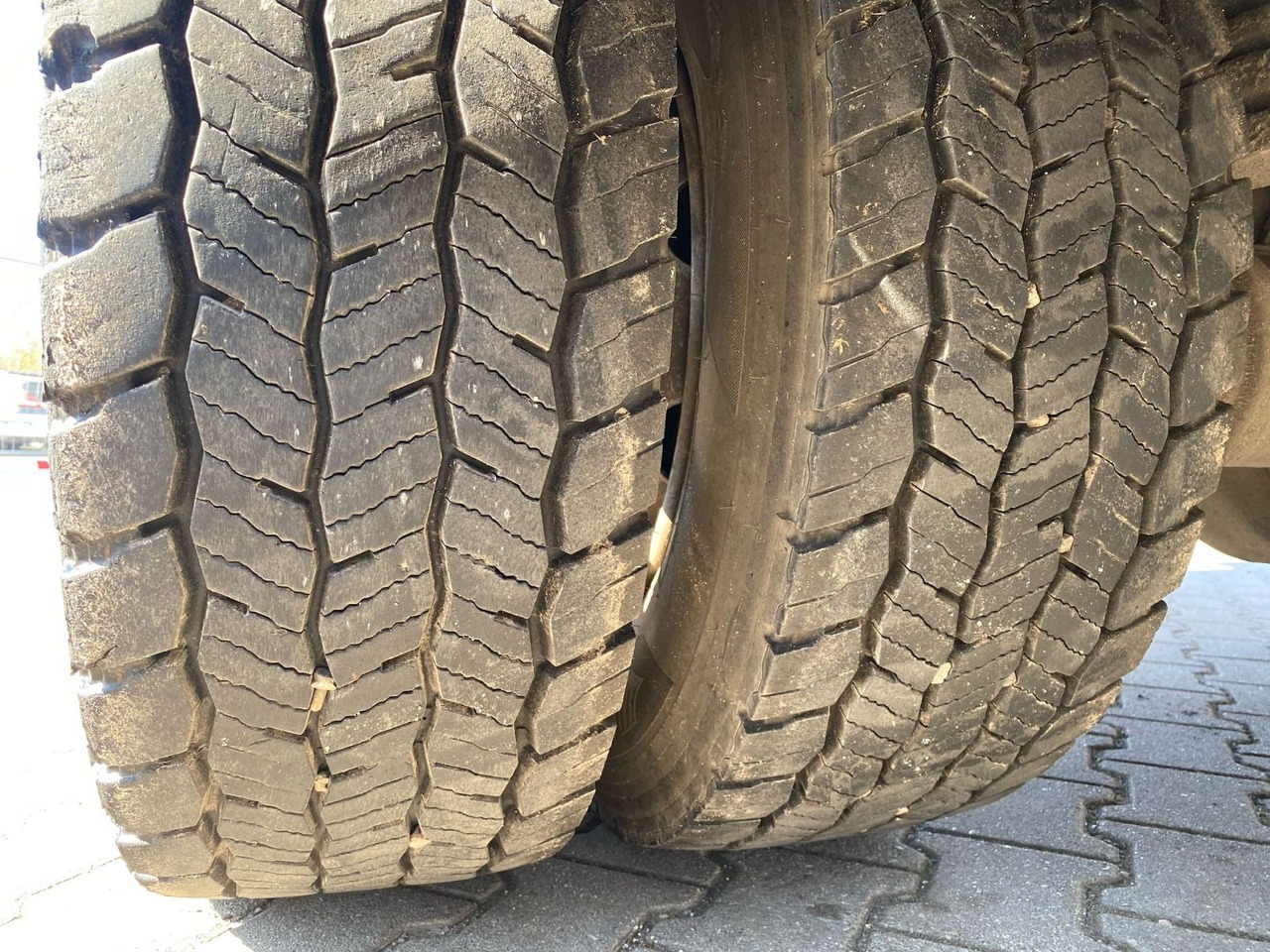 Leasing  Mercedes-Benz Atego 2 6-Zyl. 4x2 1624 KLIMA MEILER ABSETZER Mercedes-Benz Atego 2 6-Zyl. 4x2 1624 KLIMA MEILER ABSETZER: kuva Leasing  Mercedes-Benz Atego 2 6-Zyl. 4x2 1624 KLIMA MEILER ABSETZER Mercedes-Benz Atego 2 6-Zyl. 4x2 1624 KLIMA MEILER ABSETZER