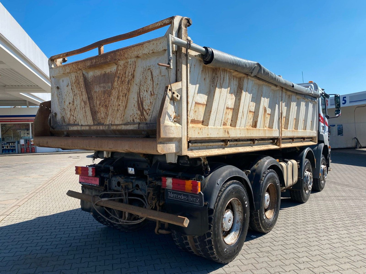 Mercedes-Benz Axor 2 C 4-Achser 3243 8x4 Kipp RETARDER MEILLER - Kippiauto kuorma-auto: kuva Mercedes-Benz Axor 2 C 4-Achser 3243 8x4 Kipp RETARDER MEILLER - Kippiauto kuorma-auto Mercedes-Benz Axor 2 C 4-Achser 3243 8x4 Kipp RETARDER MEILLER - Kippiauto kuorma-auto: kuva Mercedes-Benz Axor 2 C 4-Achser 3243 8x4 Kipp RETARDER MEILLER - Kippiauto kuorma-auto