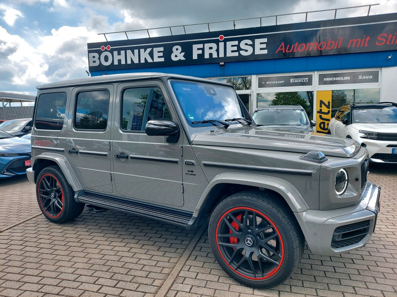 Mercedes-Benz G 63 AMG G -Modell Station G 63 Burmester - Maasturi/ Katumaasturi: kuva Mercedes-Benz G 63 AMG G -Modell Station G 63 Burmester - Maasturi/ Katumaasturi Mercedes-Benz G 63 AMG G -Modell Station G 63 Burmester - Maasturi/ Katumaasturi: kuva Mercedes-Benz G 63 AMG G -Modell Station G 63 Burmester - Maasturi/ Katumaasturi