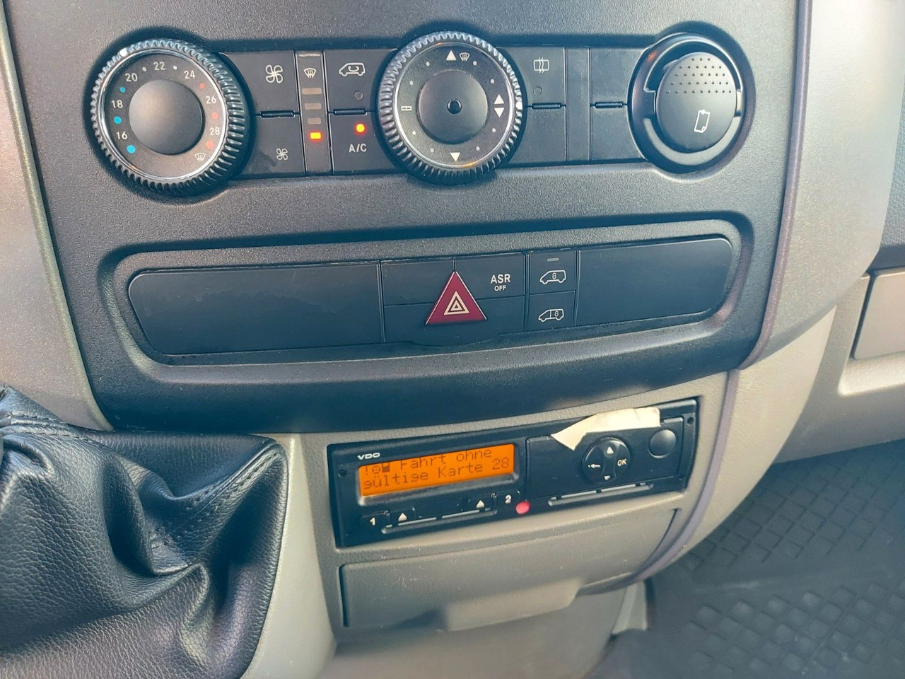 Mercedes-Benz Sprinter II Kasten 516 5T KLIMA AHK MAXI - Pakettiauto: kuva Mercedes-Benz Sprinter II Kasten 516 5T KLIMA AHK MAXI - Pakettiauto Mercedes-Benz Sprinter II Kasten 516 5T KLIMA AHK MAXI - Pakettiauto: kuva Mercedes-Benz Sprinter II Kasten 516 5T KLIMA AHK MAXI - Pakettiauto