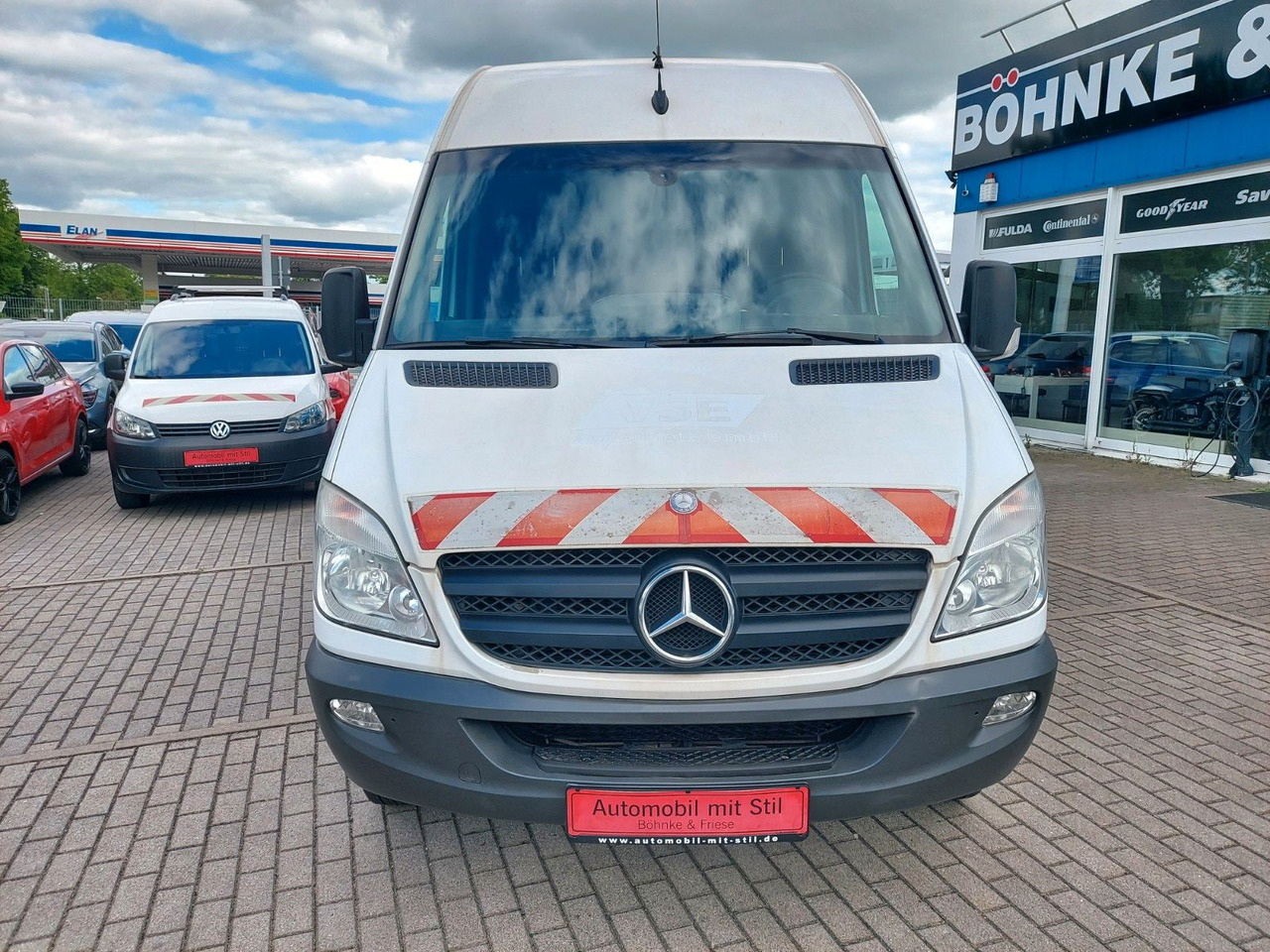 Mercedes-Benz Sprinter II Kasten 519 CDI H2L2 V6 AUTOM KLIMAA. - Pikkubussi: kuva Mercedes-Benz Sprinter II Kasten 519 CDI H2L2 V6 AUTOM KLIMAA. - Pikkubussi Mercedes-Benz Sprinter II Kasten 519 CDI H2L2 V6 AUTOM KLIMAA. - Pikkubussi: kuva Mercedes-Benz Sprinter II Kasten 519 CDI H2L2 V6 AUTOM KLIMAA. - Pikkubussi