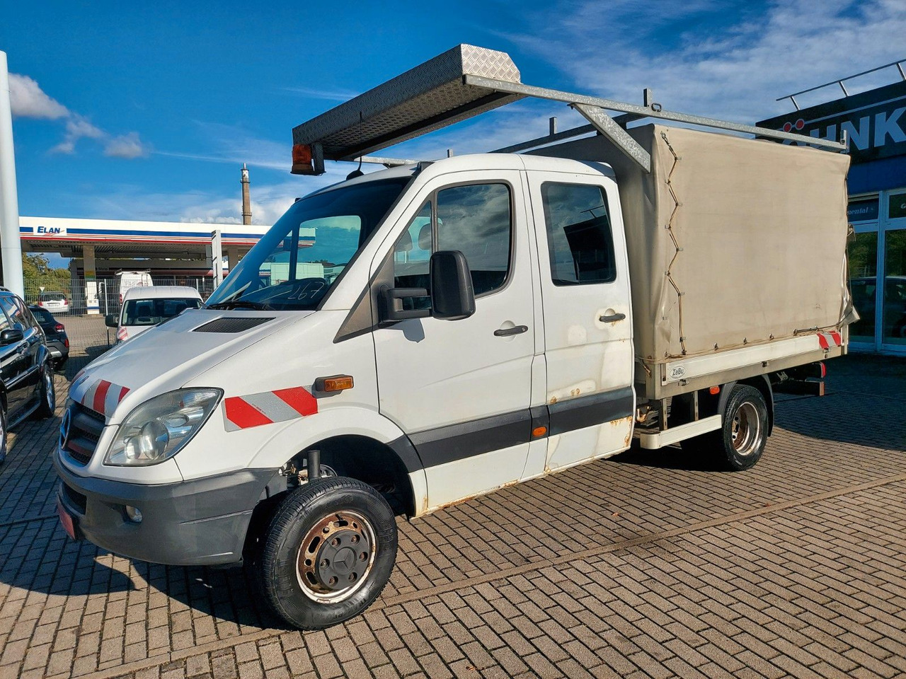 Mercedes-Benz Sprinter II Pritsche DoKa 516 4X4 Plane 6 Sitze - Pressukapelli tavara-auto, Jatko-ohjaamo kevyt kuorma-auto: kuva Mercedes-Benz Sprinter II Pritsche DoKa 516 4X4 Plane 6 Sitze - Pressukapelli tavara-auto, Jatko-ohjaamo kevyt kuorma-auto Mercedes-Benz Sprinter II Pritsche DoKa 516 4X4 Plane 6 Sitze - Pressukapelli tavara-auto, Jatko-ohjaamo kevyt kuorma-auto: kuva Mercedes-Benz Sprinter II Pritsche DoKa 516 4X4 Plane 6 Sitze - Pressukapelli tavara-auto, Jatko-ohjaamo kevyt kuorma-auto
