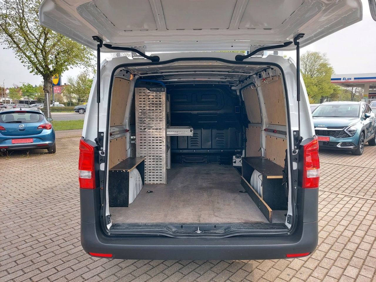 Mercedes-Benz Vito Kasten 110 FWD Lang Klima Kamera DAB PDC - Pikkubussi: kuva Mercedes-Benz Vito Kasten 110 FWD Lang Klima Kamera DAB PDC - Pikkubussi Mercedes-Benz Vito Kasten 110 FWD Lang Klima Kamera DAB PDC - Pikkubussi: kuva Mercedes-Benz Vito Kasten 110 FWD Lang Klima Kamera DAB PDC - Pikkubussi