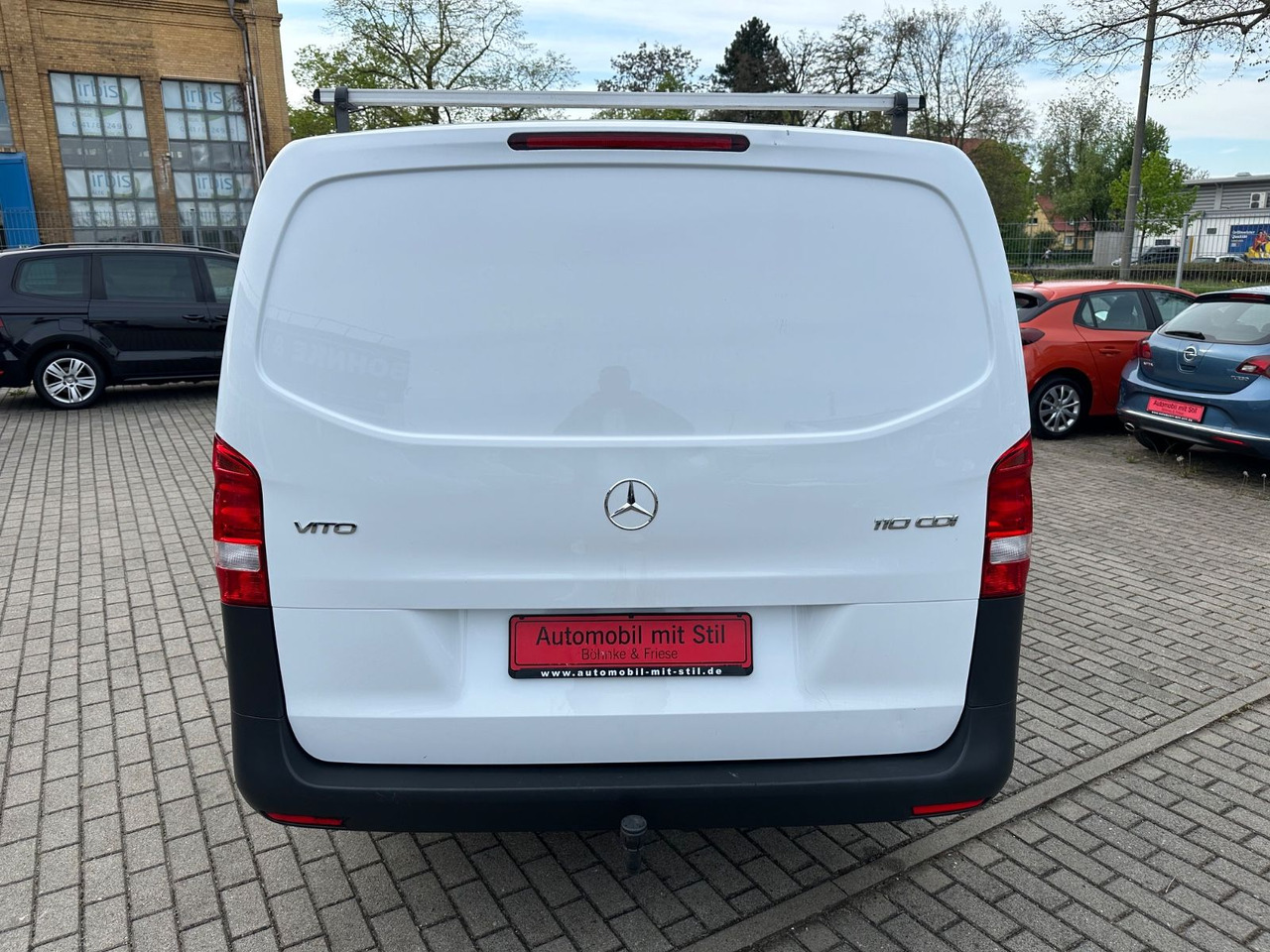 Mercedes-Benz Vito Kasten 110 WORKER PLUS Lang KLIMA TEMPO - Pikkubussi: kuva Mercedes-Benz Vito Kasten 110 WORKER PLUS Lang KLIMA TEMPO - Pikkubussi Mercedes-Benz Vito Kasten 110 WORKER PLUS Lang KLIMA TEMPO - Pikkubussi: kuva Mercedes-Benz Vito Kasten 110 WORKER PLUS Lang KLIMA TEMPO - Pikkubussi