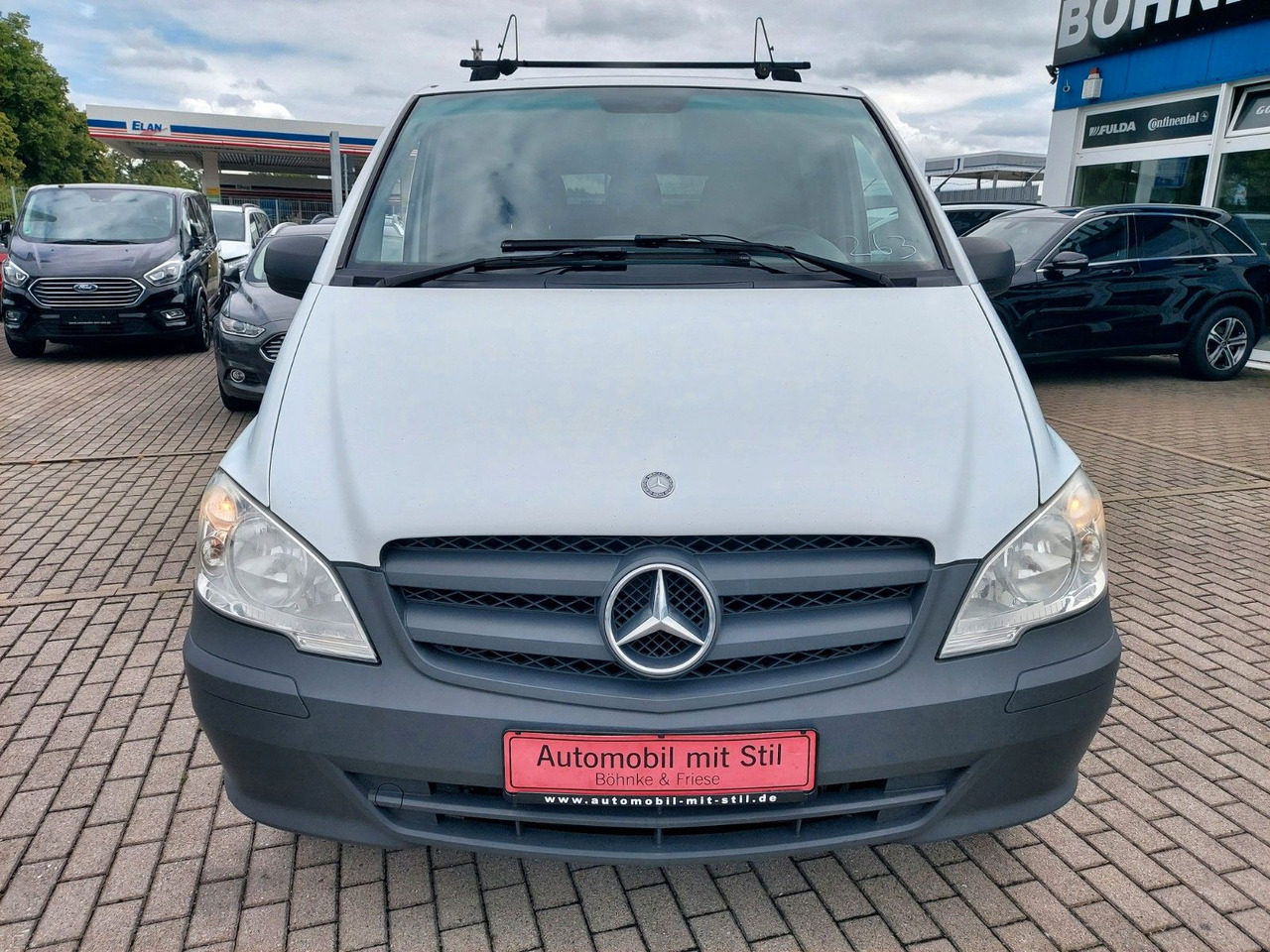 Mercedes-Benz Vito Mixto 4x4 116 extralang Automatik 5 Sitze - Pikkubussi: kuva Mercedes-Benz Vito Mixto 4x4 116 extralang Automatik 5 Sitze - Pikkubussi Mercedes-Benz Vito Mixto 4x4 116 extralang Automatik 5 Sitze - Pikkubussi: kuva Mercedes-Benz Vito Mixto 4x4 116 extralang Automatik 5 Sitze - Pikkubussi