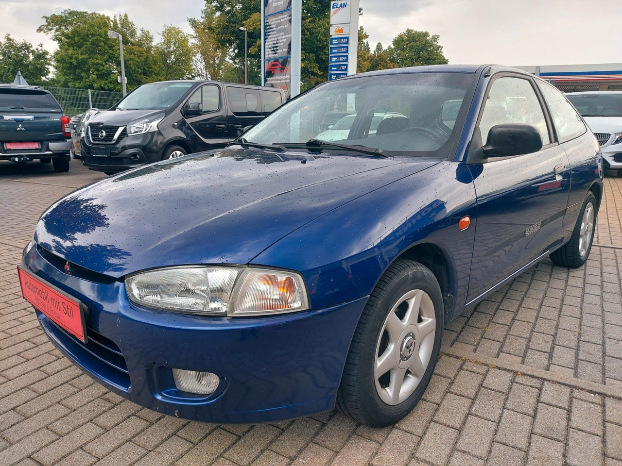 Mitsubishi Colt GLX Klima el. Fenster/Spiegel Radio 8xRäder - Sedan: kuva Mitsubishi Colt GLX Klima el. Fenster/Spiegel Radio 8xRäder - Sedan Mitsubishi Colt GLX Klima el. Fenster/Spiegel Radio 8xRäder - Sedan: kuva Mitsubishi Colt GLX Klima el. Fenster/Spiegel Radio 8xRäder - Sedan