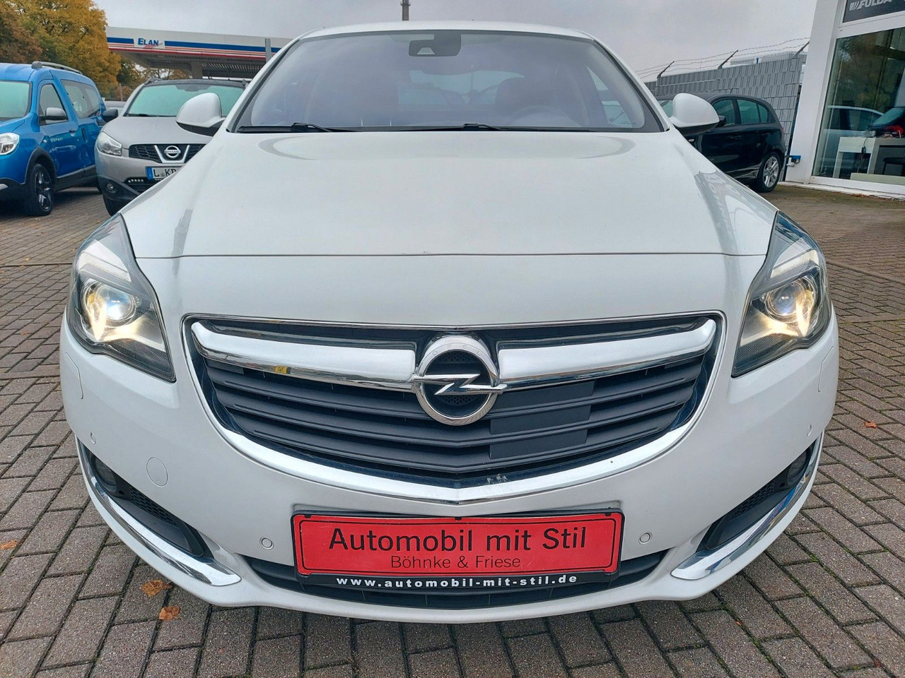 Opel Insignia A Lim. Automatik Leder Navi Xenon Led - Sedan: kuva Opel Insignia A Lim. Automatik Leder Navi Xenon Led - Sedan Opel Insignia A Lim. Automatik Leder Navi Xenon Led - Sedan: kuva Opel Insignia A Lim. Automatik Leder Navi Xenon Led - Sedan