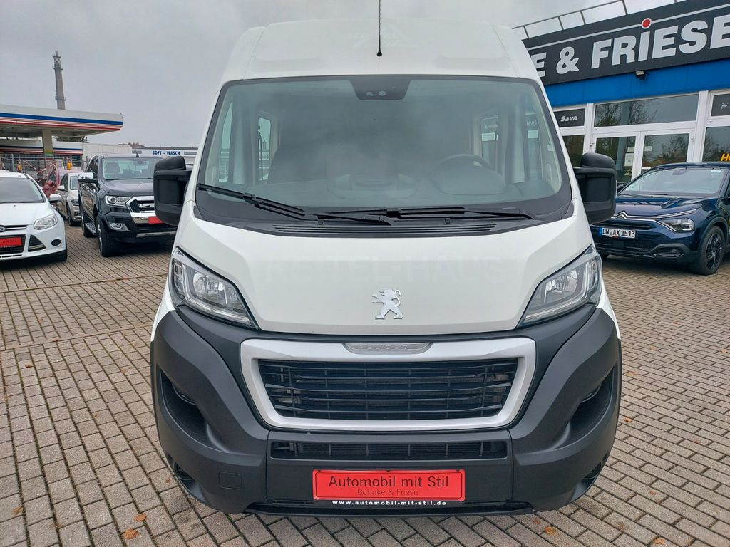 Peugeot Boxer Kasten Hoch L3H2 lang Klima 2x Schiebetür - Minibussi, Pikkubussi: kuva Peugeot Boxer Kasten Hoch L3H2 lang Klima 2x Schiebetür - Minibussi, Pikkubussi Peugeot Boxer Kasten Hoch L3H2 lang Klima 2x Schiebetür - Minibussi, Pikkubussi: kuva Peugeot Boxer Kasten Hoch L3H2 lang Klima 2x Schiebetür - Minibussi, Pikkubussi