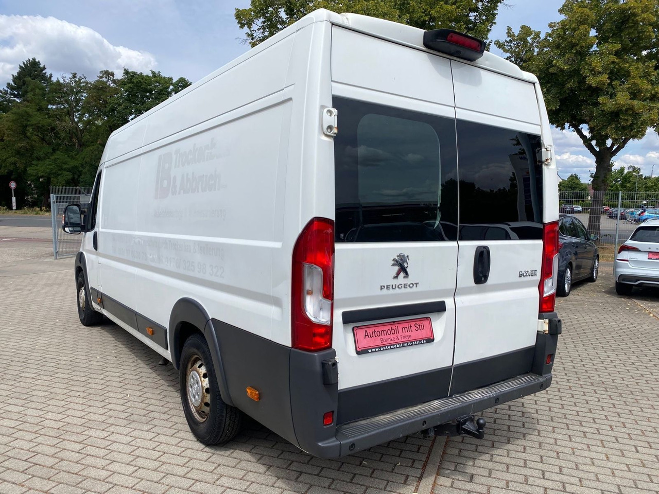Pikkubussi Peugeot Boxer Kasten Hochraum 435 L4H2 Komfort Plus Blue: kuva Pikkubussi Peugeot Boxer Kasten Hochraum 435 L4H2 Komfort Plus Blue Pikkubussi Peugeot Boxer Kasten Hochraum 435 L4H2 Komfort Plus Blue: kuva Pikkubussi Peugeot Boxer Kasten Hochraum 435 L4H2 Komfort Plus Blue