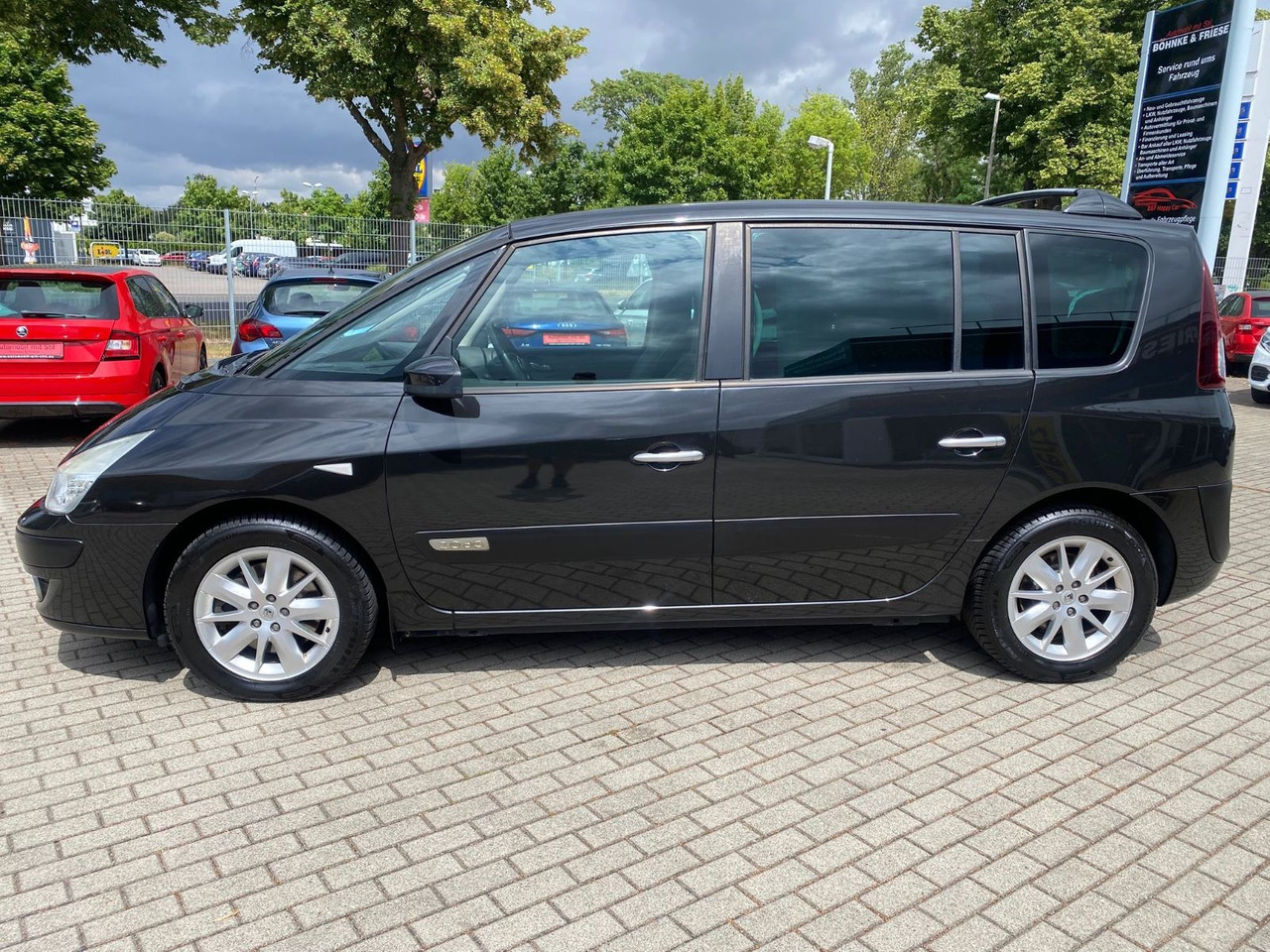 Renault Espace IV Edition PGA 7 Sitze TÜV 05/26 ALCANTAR - Pikkubussi: kuva Renault Espace IV Edition PGA 7 Sitze TÜV 05/26 ALCANTAR - Pikkubussi Renault Espace IV Edition PGA 7 Sitze TÜV 05/26 ALCANTAR - Pikkubussi: kuva Renault Espace IV Edition PGA 7 Sitze TÜV 05/26 ALCANTAR - Pikkubussi
