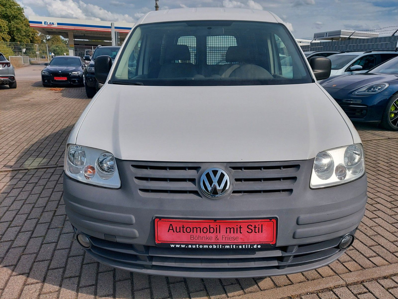 Volkswagen Caddy Kasten Kombi 1.9 TDi - Pikkubussi: kuva Volkswagen Caddy Kasten Kombi 1.9 TDi - Pikkubussi Volkswagen Caddy Kasten Kombi 1.9 TDi - Pikkubussi: kuva Volkswagen Caddy Kasten Kombi 1.9 TDi - Pikkubussi
