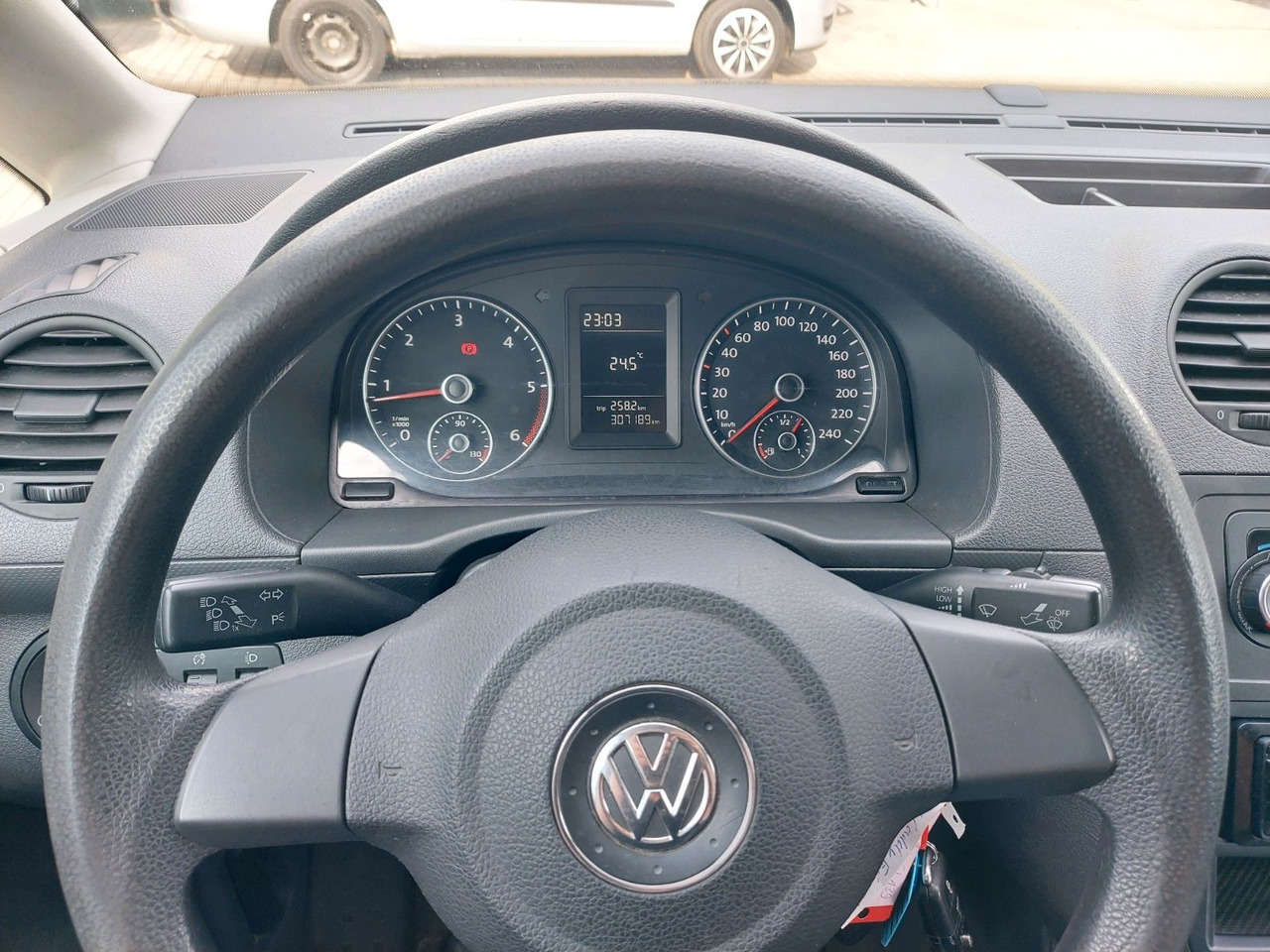 Pikkubussi Volkswagen Caddy Kasten Kombi 2 Sitze Klima Bluetooth: kuva Pikkubussi Volkswagen Caddy Kasten Kombi 2 Sitze Klima Bluetooth Pikkubussi Volkswagen Caddy Kasten Kombi 2 Sitze Klima Bluetooth: kuva Pikkubussi Volkswagen Caddy Kasten Kombi 2 Sitze Klima Bluetooth