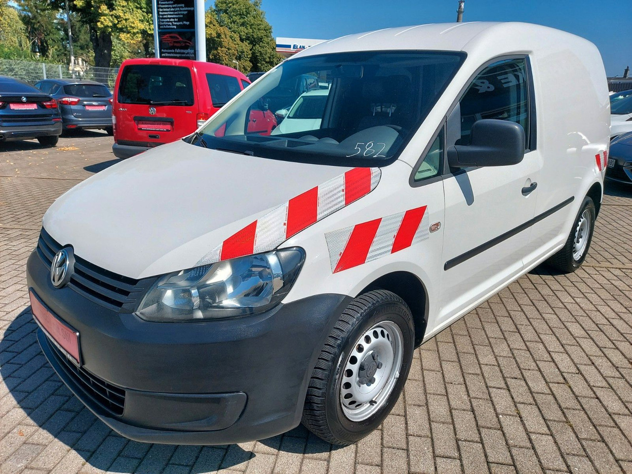 Volkswagen Caddy Kasten Kombi 2 Sitze Klima M+S - Pikkubussi: kuva Volkswagen Caddy Kasten Kombi 2 Sitze Klima M+S - Pikkubussi Volkswagen Caddy Kasten Kombi 2 Sitze Klima M+S - Pikkubussi: kuva Volkswagen Caddy Kasten Kombi 2 Sitze Klima M+S - Pikkubussi