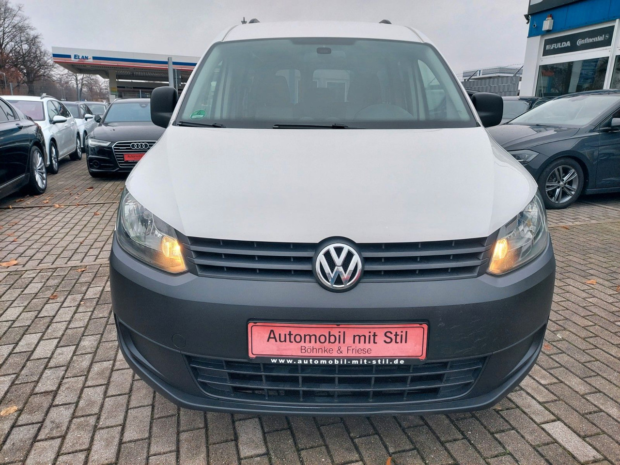 Volkswagen Caddy Kasten Kombi Maxi lang 5 Sitze Klima - Pikkubussi: kuva Volkswagen Caddy Kasten Kombi Maxi lang 5 Sitze Klima - Pikkubussi Volkswagen Caddy Kasten Kombi Maxi lang 5 Sitze Klima - Pikkubussi: kuva Volkswagen Caddy Kasten Kombi Maxi lang 5 Sitze Klima - Pikkubussi
