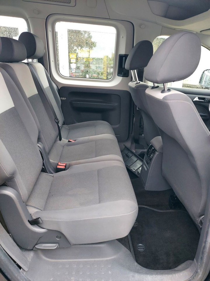 Pikkubussi Volkswagen Caddy Kasten Kombi Trendline Klima 5 Sitze: kuva Pikkubussi Volkswagen Caddy Kasten Kombi Trendline Klima 5 Sitze