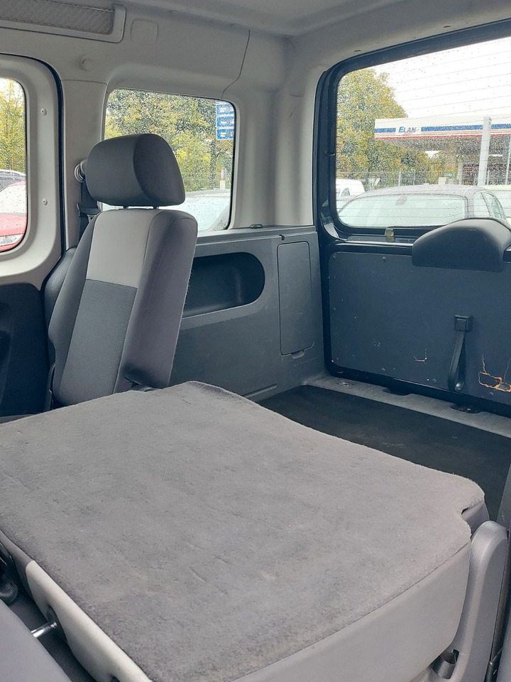Pikkubussi Volkswagen Caddy Kasten Kombi Trendline Klima 5 Sitze: kuva Pikkubussi Volkswagen Caddy Kasten Kombi Trendline Klima 5 Sitze