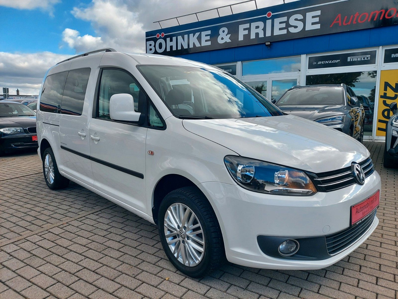 Volkswagen Caddy Kombi Maxi Comfortline 7 Sitze Team - Pikkubussi: kuva Volkswagen Caddy Kombi Maxi Comfortline 7 Sitze Team - Pikkubussi Volkswagen Caddy Kombi Maxi Comfortline 7 Sitze Team - Pikkubussi: kuva Volkswagen Caddy Kombi Maxi Comfortline 7 Sitze Team - Pikkubussi