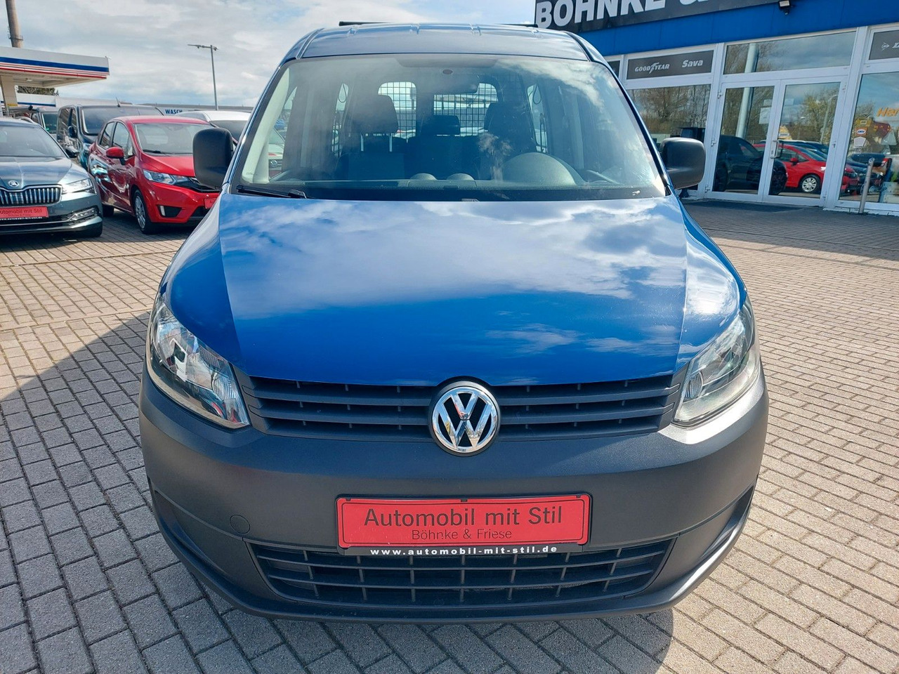 Volkswagen Caddy Maxi lang 5 Sitze Klima Standheiz. Tempo - Henkilöauto: kuva Volkswagen Caddy Maxi lang 5 Sitze Klima Standheiz. Tempo - Henkilöauto Volkswagen Caddy Maxi lang 5 Sitze Klima Standheiz. Tempo - Henkilöauto: kuva Volkswagen Caddy Maxi lang 5 Sitze Klima Standheiz. Tempo - Henkilöauto