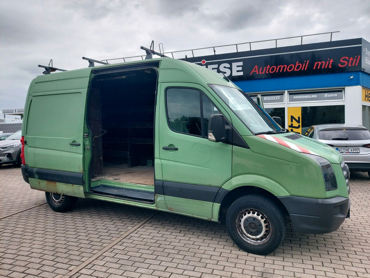Volkswagen Crafter Kasten 35 L2H2 Hoch lang Standheiz - Pikkubussi: kuva Volkswagen Crafter Kasten 35 L2H2 Hoch lang Standheiz - Pikkubussi Volkswagen Crafter Kasten 35 L2H2 Hoch lang Standheiz - Pikkubussi: kuva Volkswagen Crafter Kasten 35 L2H2 Hoch lang Standheiz - Pikkubussi