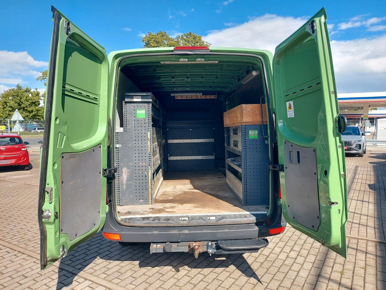 Volkswagen Crafter Kasten 35 mittel L2H1 Klima Standheiz. - Pikkubussi: kuva Volkswagen Crafter Kasten 35 mittel L2H1 Klima Standheiz. - Pikkubussi Volkswagen Crafter Kasten 35 mittel L2H1 Klima Standheiz. - Pikkubussi: kuva Volkswagen Crafter Kasten 35 mittel L2H1 Klima Standheiz. - Pikkubussi