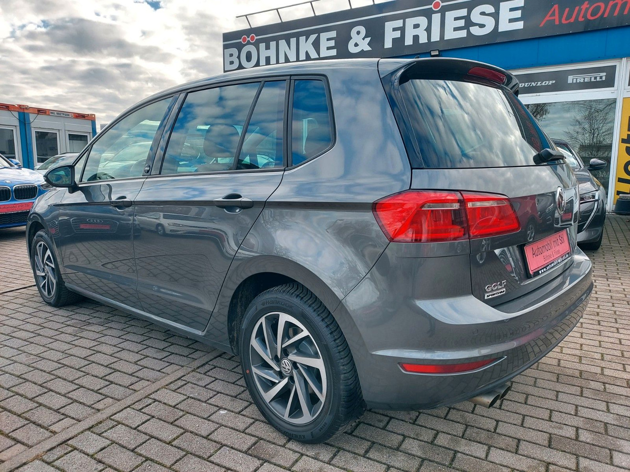 Volkswagen Golf Sportsvan VII Sound DSG ACC Radar Navi - Pikkubussi: kuva Volkswagen Golf Sportsvan VII Sound DSG ACC Radar Navi - Pikkubussi Volkswagen Golf Sportsvan VII Sound DSG ACC Radar Navi - Pikkubussi: kuva Volkswagen Golf Sportsvan VII Sound DSG ACC Radar Navi - Pikkubussi