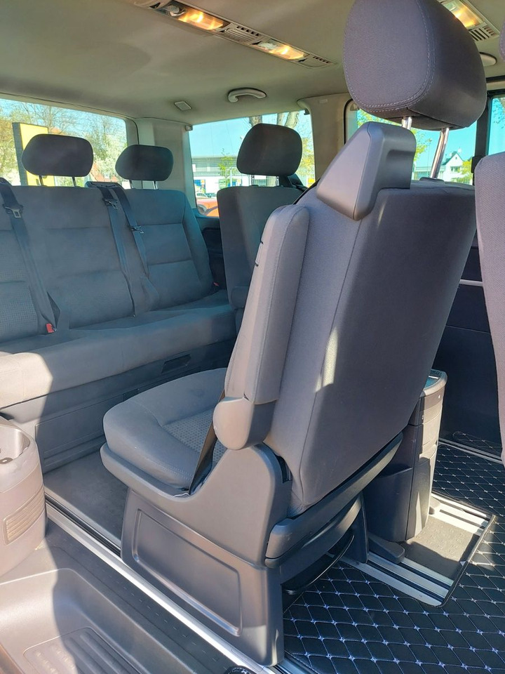 Minibussi, Pikkubussi Volkswagen T5 Multivan Bus Comfortline 7 Sitze SHZ AHK Volkswagen T5 Multivan Bus Comfortline 7 Sitze SHZ AHK: kuva Minibussi, Pikkubussi Volkswagen T5 Multivan Bus Comfortline 7 Sitze SHZ AHK Volkswagen T5 Multivan Bus Comfortline 7 Sitze SHZ AHK