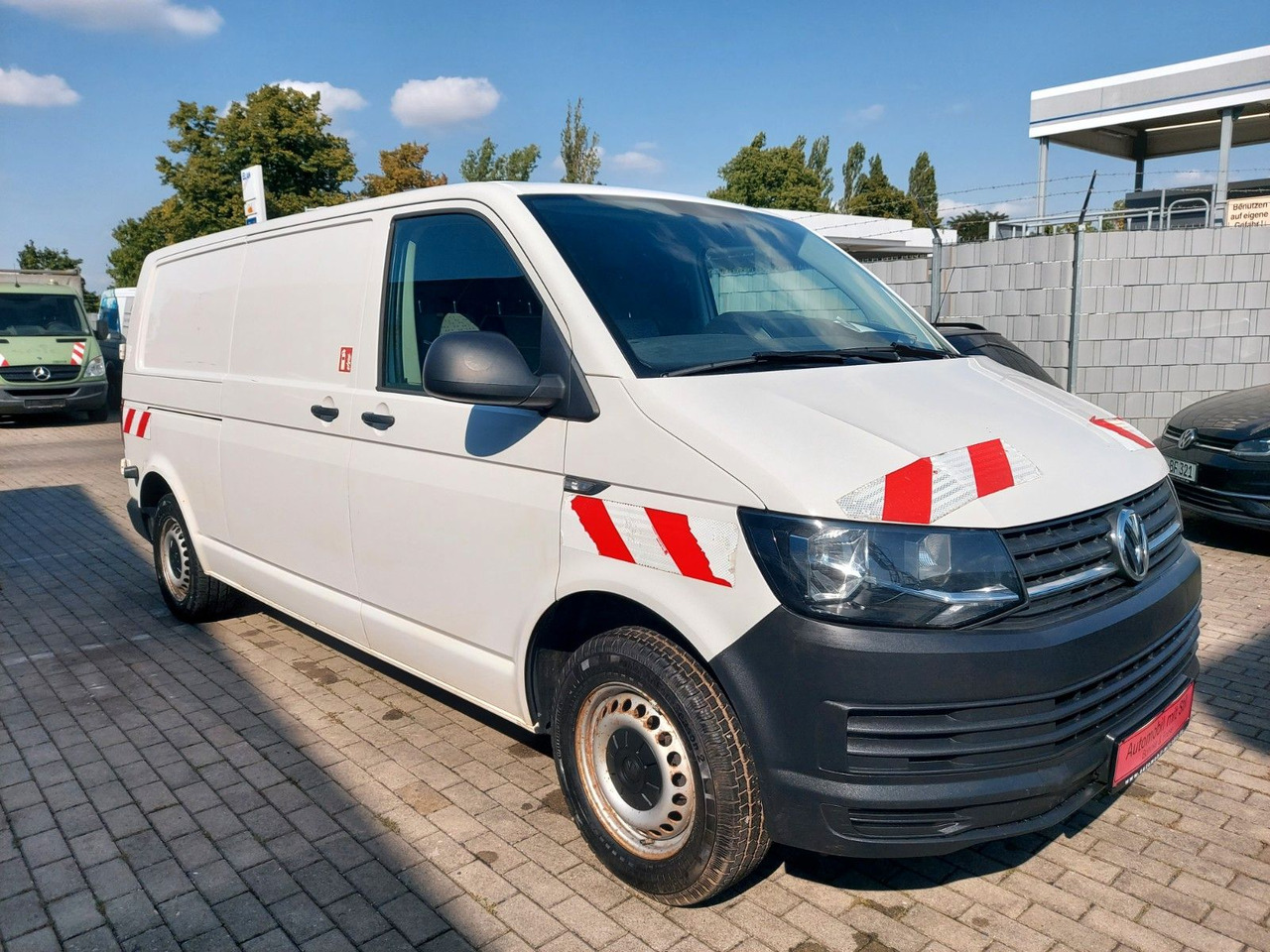 Volkswagen T6 Transporter Kasten Kombi lang Motorschaden - Pikkubussi: kuva Volkswagen T6 Transporter Kasten Kombi lang Motorschaden - Pikkubussi Volkswagen T6 Transporter Kasten Kombi lang Motorschaden - Pikkubussi: kuva Volkswagen T6 Transporter Kasten Kombi lang Motorschaden - Pikkubussi