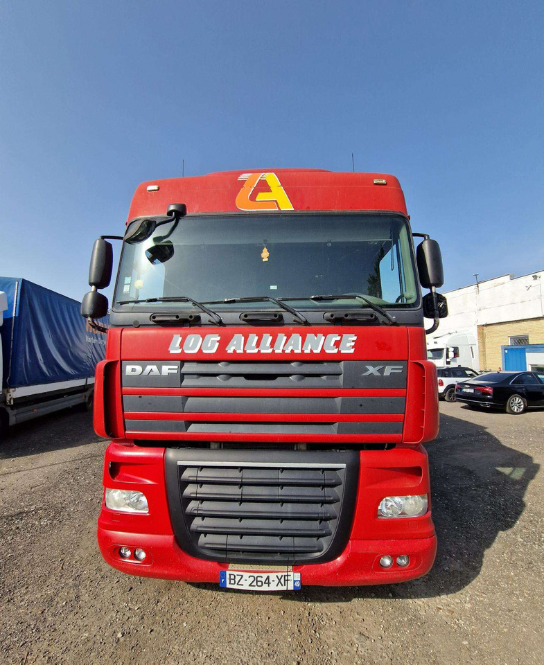 DAF XF 460 FT - Pressukapelli kuorma-auto: kuva DAF XF 460 FT - Pressukapelli kuorma-auto DAF XF 460 FT - Pressukapelli kuorma-auto: kuva DAF XF 460 FT - Pressukapelli kuorma-auto