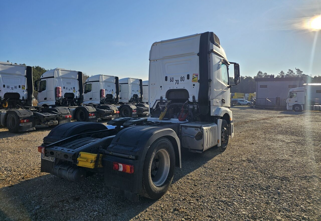 Mercedes-Benz Actros 1843 / 2015 / ADR /RETARDER / ALU /EURO 6 - Vetopöytäauto: kuva Mercedes-Benz Actros 1843 / 2015 / ADR /RETARDER / ALU /EURO 6 - Vetopöytäauto Mercedes-Benz Actros 1843 / 2015 / ADR /RETARDER / ALU /EURO 6 - Vetopöytäauto: kuva Mercedes-Benz Actros 1843 / 2015 / ADR /RETARDER / ALU /EURO 6 - Vetopöytäauto