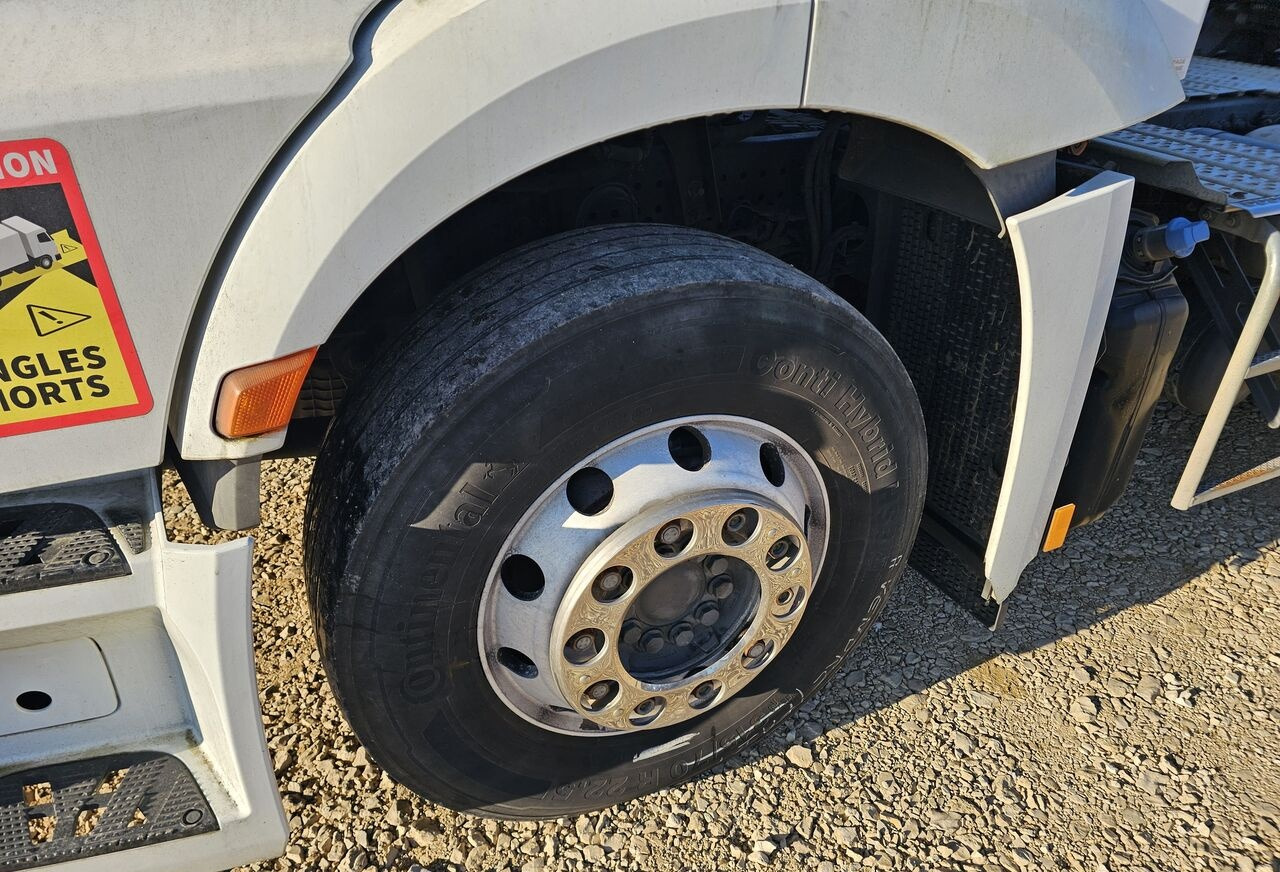 Mercedes-Benz Actros 1843 / RETARDER / ALU / ADR FL / EURO 6 - Vetopöytäauto: kuva Mercedes-Benz Actros 1843 / RETARDER / ALU / ADR FL / EURO 6 - Vetopöytäauto Mercedes-Benz Actros 1843 / RETARDER / ALU / ADR FL / EURO 6 - Vetopöytäauto: kuva Mercedes-Benz Actros 1843 / RETARDER / ALU / ADR FL / EURO 6 - Vetopöytäauto