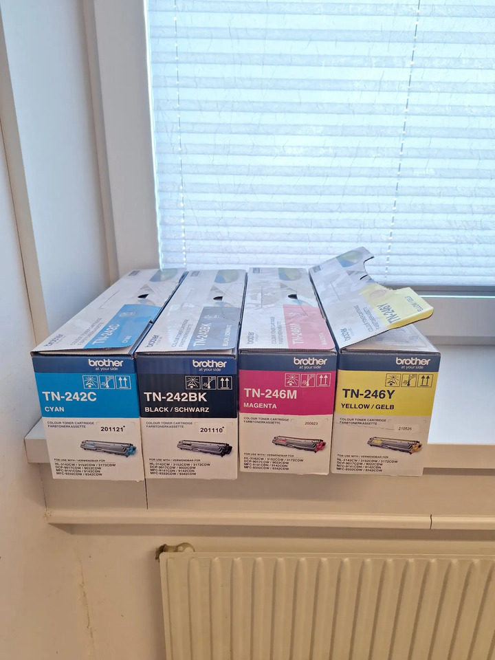 1 Posten Druckerpatronen (Brother) - Painokone: kuva 1 Posten Druckerpatronen (Brother) - Painokone 1 Posten Druckerpatronen (Brother) - Painokone: kuva 1 Posten Druckerpatronen (Brother) - Painokone
