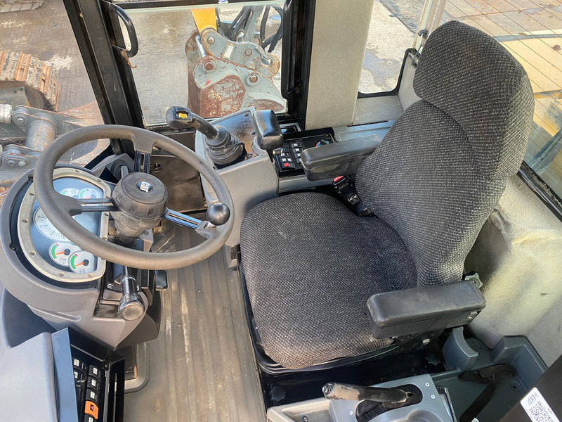 Caterpillar 924 H - Pyöräkuormaaja: kuva Caterpillar 924 H - Pyöräkuormaaja Caterpillar 924 H - Pyöräkuormaaja: kuva Caterpillar 924 H - Pyöräkuormaaja