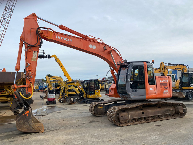 Hitachi ZX 225 USRLC NVT - Telakaivukone: kuva Hitachi ZX 225 USRLC NVT - Telakaivukone Hitachi ZX 225 USRLC NVT - Telakaivukone: kuva Hitachi ZX 225 USRLC NVT - Telakaivukone