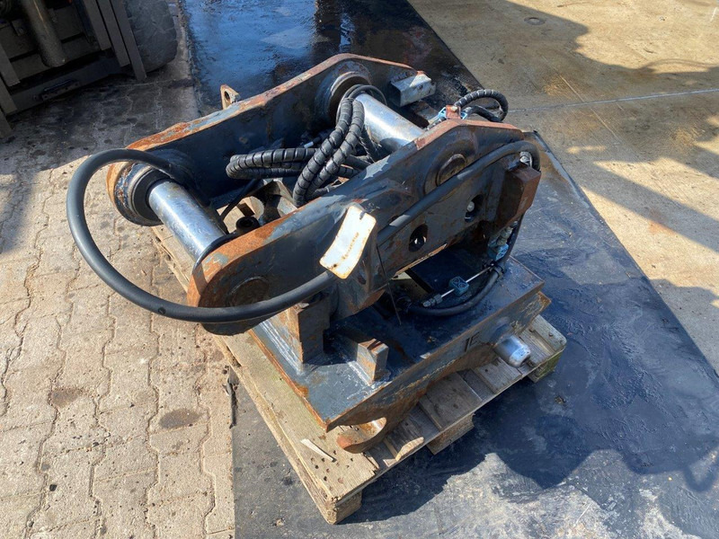 INDEXATOR PTS-10 - Rototilt: kuva INDEXATOR PTS-10 - Rototilt INDEXATOR PTS-10 - Rototilt: kuva INDEXATOR PTS-10 - Rototilt