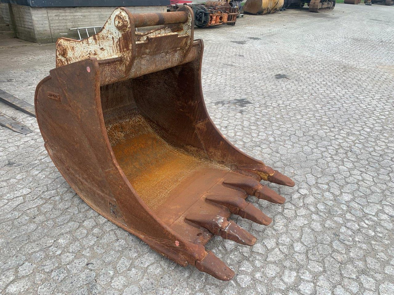 Oil Quick Bucket MS25/21 - Kauha: kuva Oil Quick Bucket MS25/21 - Kauha Oil Quick Bucket MS25/21 - Kauha: kuva Oil Quick Bucket MS25/21 - Kauha