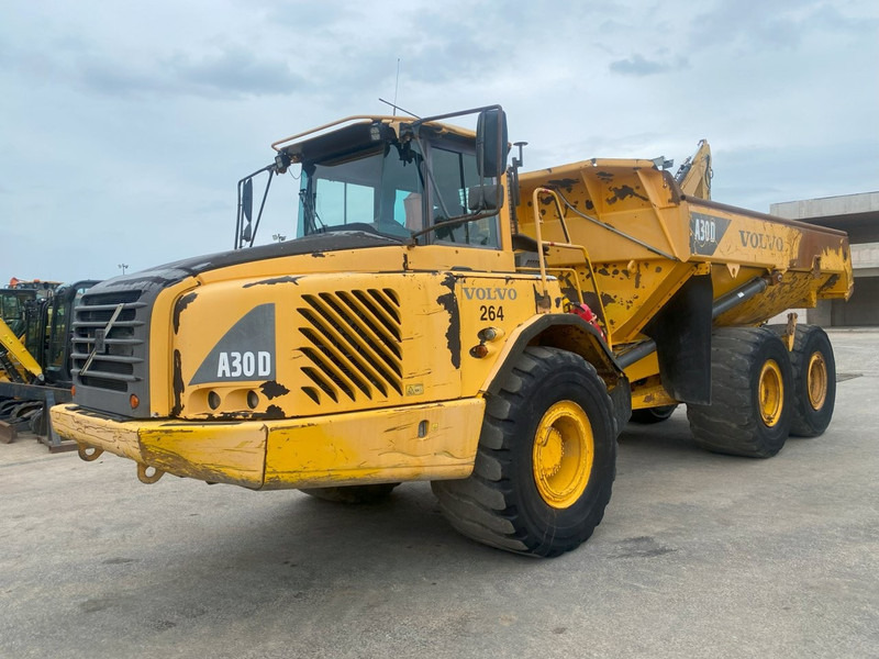 Volvo A 30 D 6x6 dumper articulated hauler - Dumpperi: kuva Volvo A 30 D 6x6 dumper articulated hauler - Dumpperi Volvo A 30 D 6x6 dumper articulated hauler - Dumpperi: kuva Volvo A 30 D 6x6 dumper articulated hauler - Dumpperi