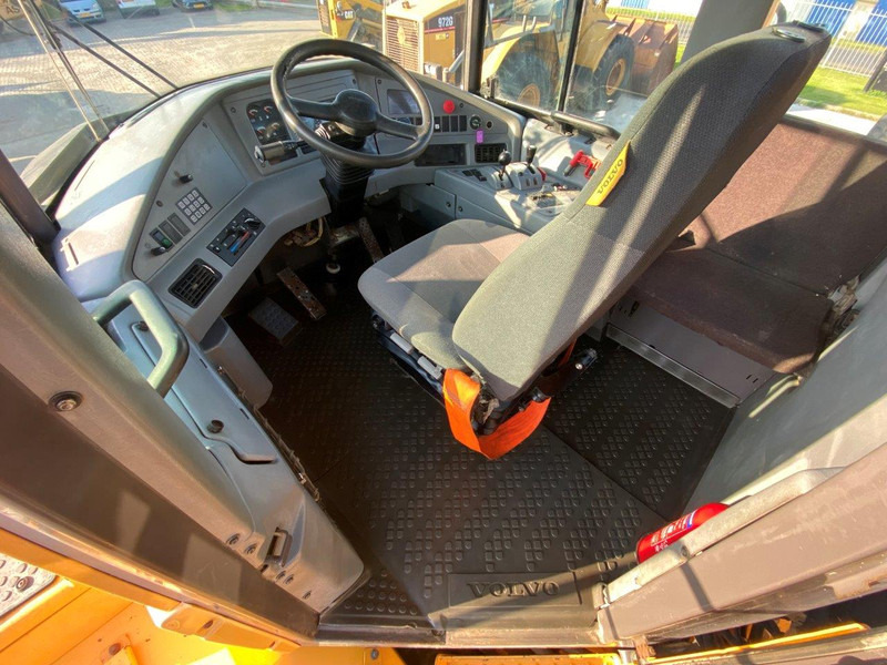Volvo A40E NVT - Nivelkippiauto: kuva Volvo A40E NVT - Nivelkippiauto Volvo A40E NVT - Nivelkippiauto: kuva Volvo A40E NVT - Nivelkippiauto