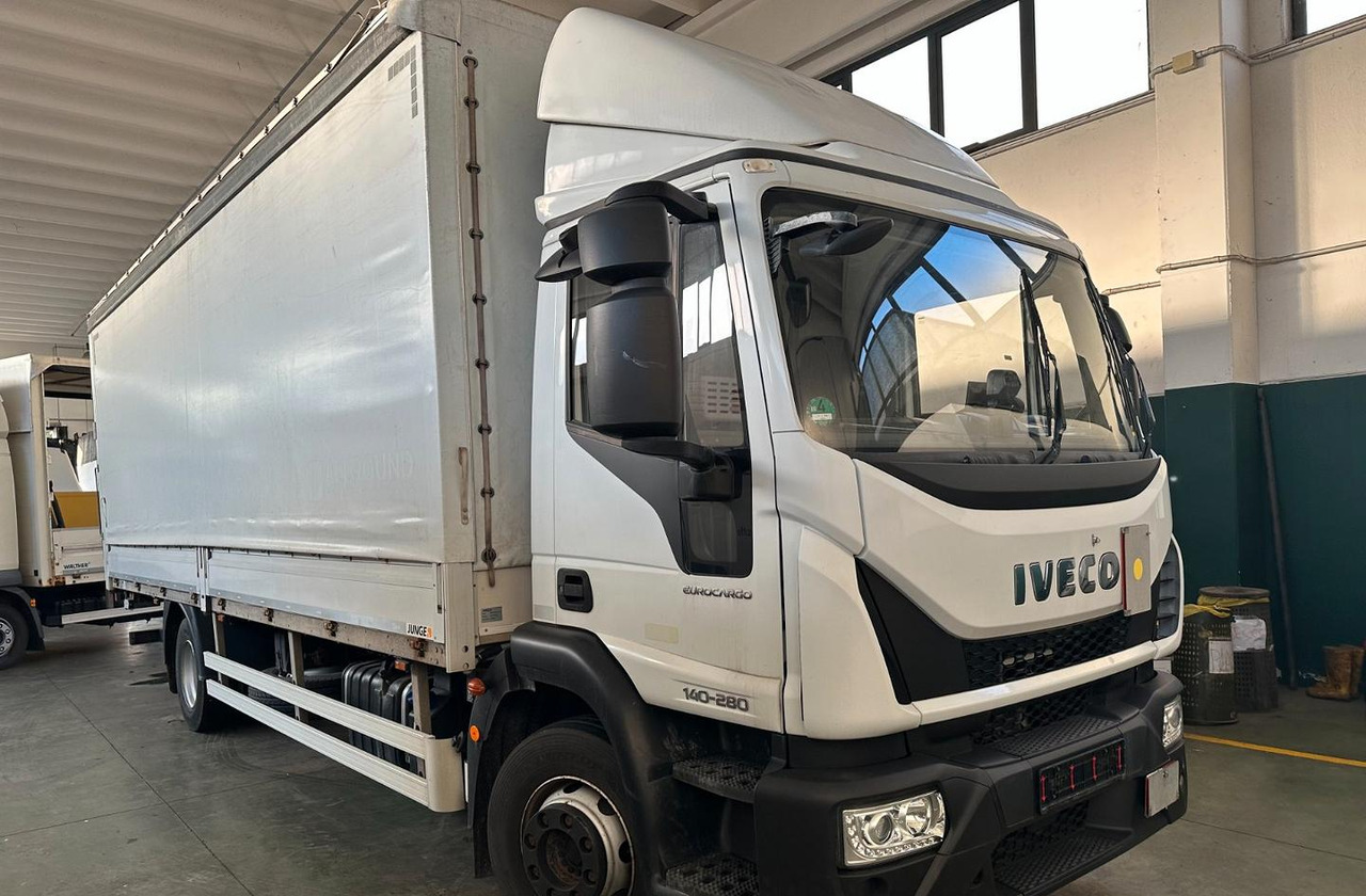 Iveco 140e28 euro 6 centina e sponda - Pressukapelli kuorma-auto: kuva Iveco 140e28 euro 6 centina e sponda - Pressukapelli kuorma-auto Iveco 140e28 euro 6 centina e sponda - Pressukapelli kuorma-auto: kuva Iveco 140e28 euro 6 centina e sponda - Pressukapelli kuorma-auto