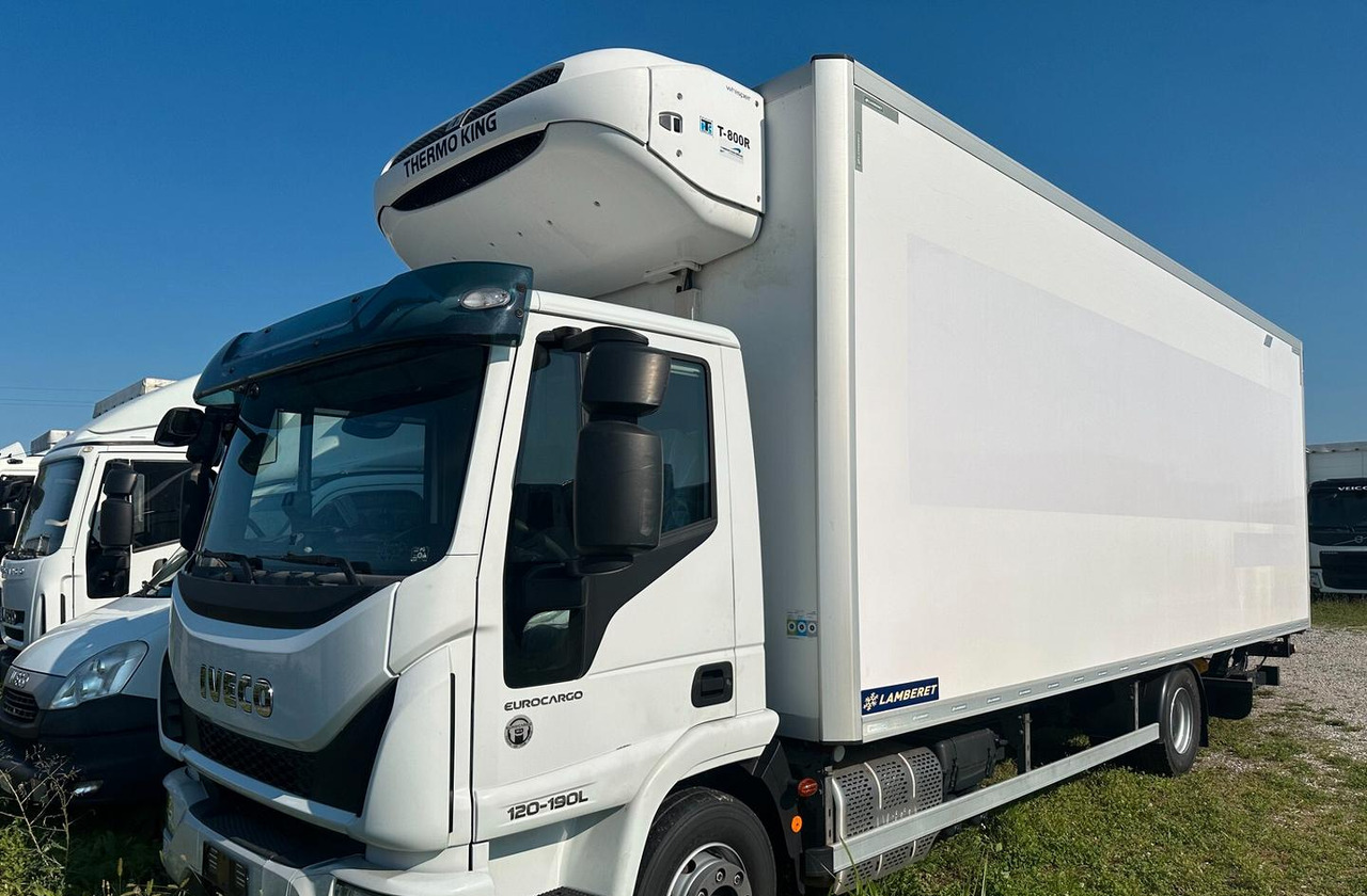 Iveco - Refrigeraattori kuorma-auto: kuva Iveco - Refrigeraattori kuorma-auto Iveco - Refrigeraattori kuorma-auto: kuva Iveco - Refrigeraattori kuorma-auto