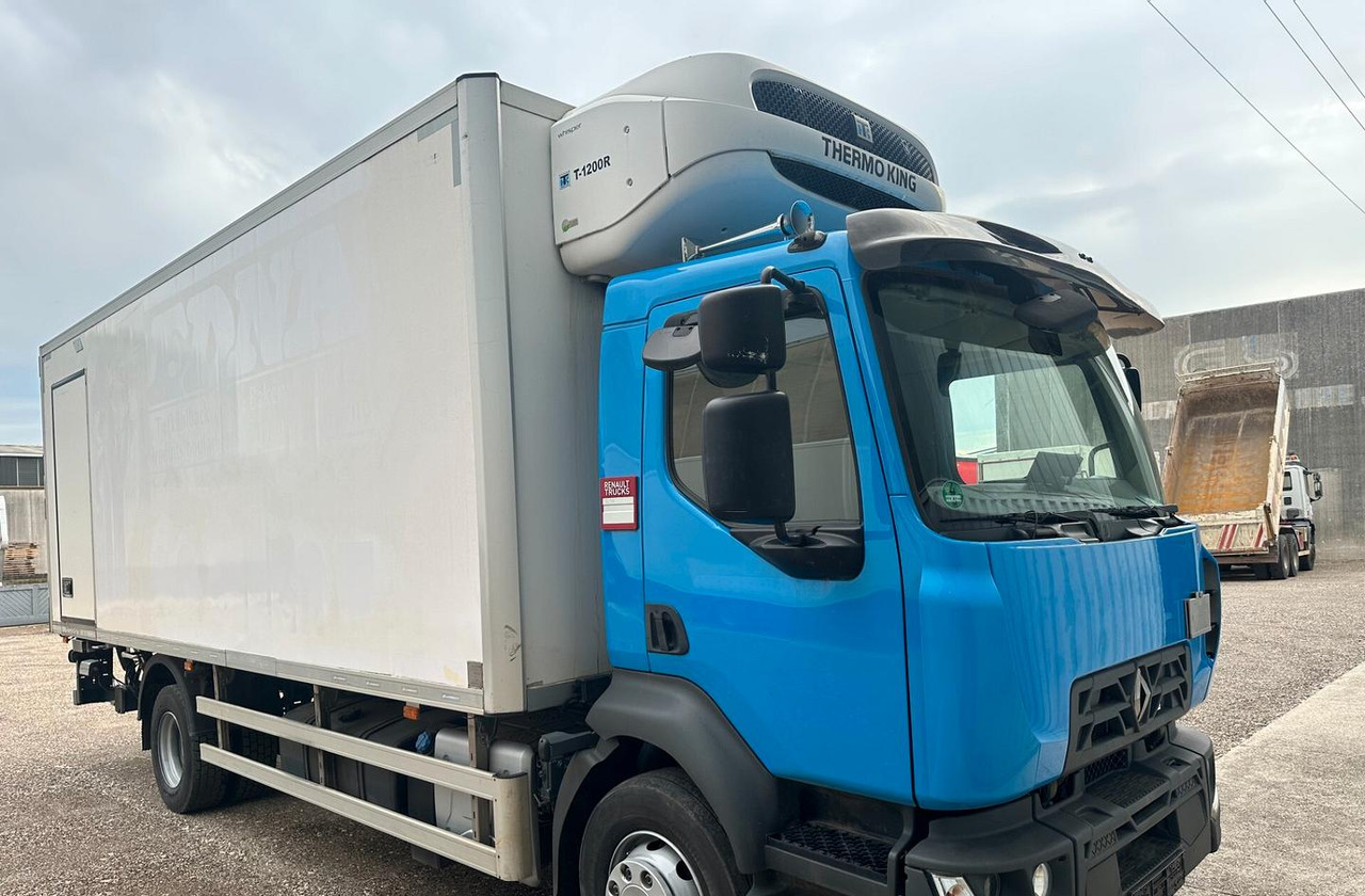 Renault Trucks - Refrigeraattori kuorma-auto: kuva  Renault Trucks - Refrigeraattori kuorma-auto Renault Trucks - Refrigeraattori kuorma-auto: kuva  Renault Trucks - Refrigeraattori kuorma-auto