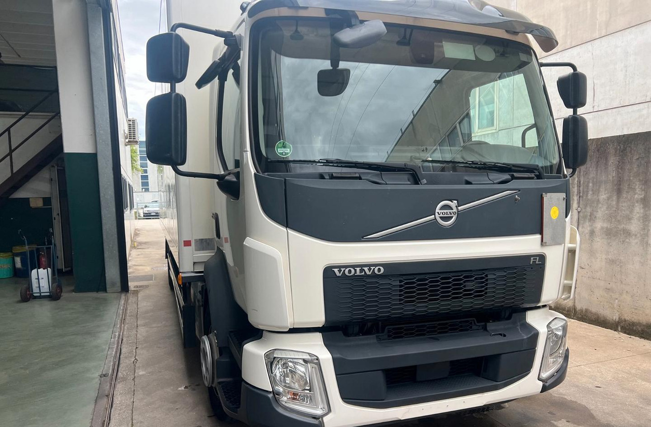 VOLVO FL 250 euro 6 sponda - Umpikori kuorma-auto: kuva VOLVO FL 250 euro 6 sponda - Umpikori kuorma-auto VOLVO FL 250 euro 6 sponda - Umpikori kuorma-auto: kuva VOLVO FL 250 euro 6 sponda - Umpikori kuorma-auto