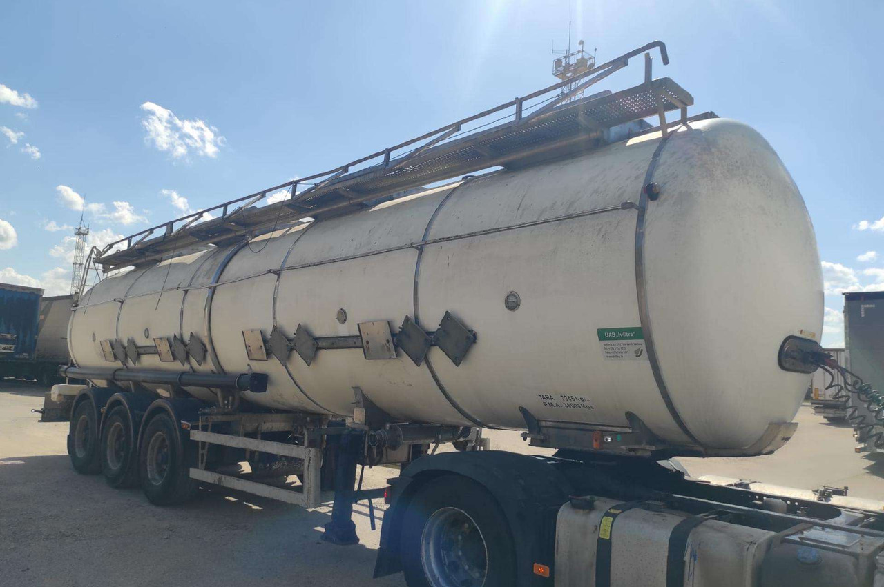 Farcinox FX-3-11 - Säiliöpuoliperävaunu: kuva Farcinox FX-3-11 - Säiliöpuoliperävaunu Farcinox FX-3-11 - Säiliöpuoliperävaunu: kuva Farcinox FX-3-11 - Säiliöpuoliperävaunu