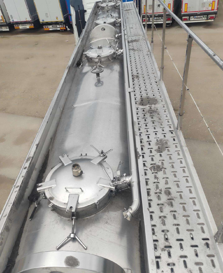 Farcinox - Säiliöpuoliperävaunu: kuva Farcinox - Säiliöpuoliperävaunu Farcinox - Säiliöpuoliperävaunu: kuva Farcinox - Säiliöpuoliperävaunu