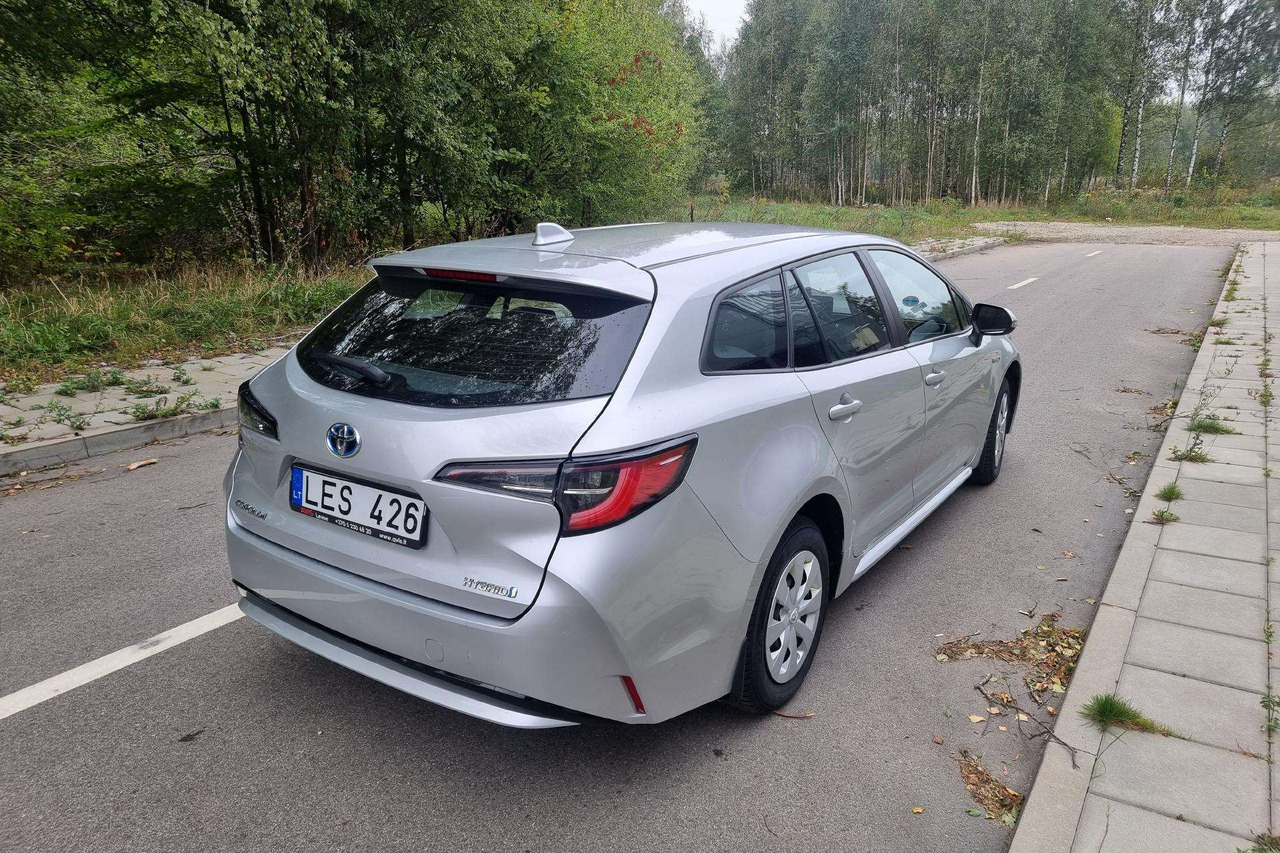 Toyota Corolla - Henkilöauto: kuva Toyota Corolla - Henkilöauto Toyota Corolla - Henkilöauto: kuva Toyota Corolla - Henkilöauto