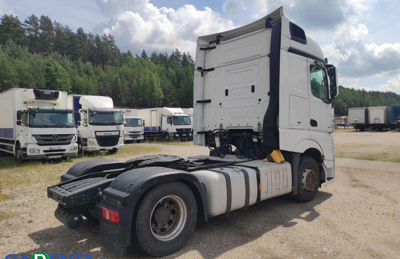 Mercedes-Benz Actros 1845 - Vetopöytäauto: kuva  Mercedes-Benz Actros 1845 - Vetopöytäauto Mercedes-Benz Actros 1845 - Vetopöytäauto: kuva  Mercedes-Benz Actros 1845 - Vetopöytäauto