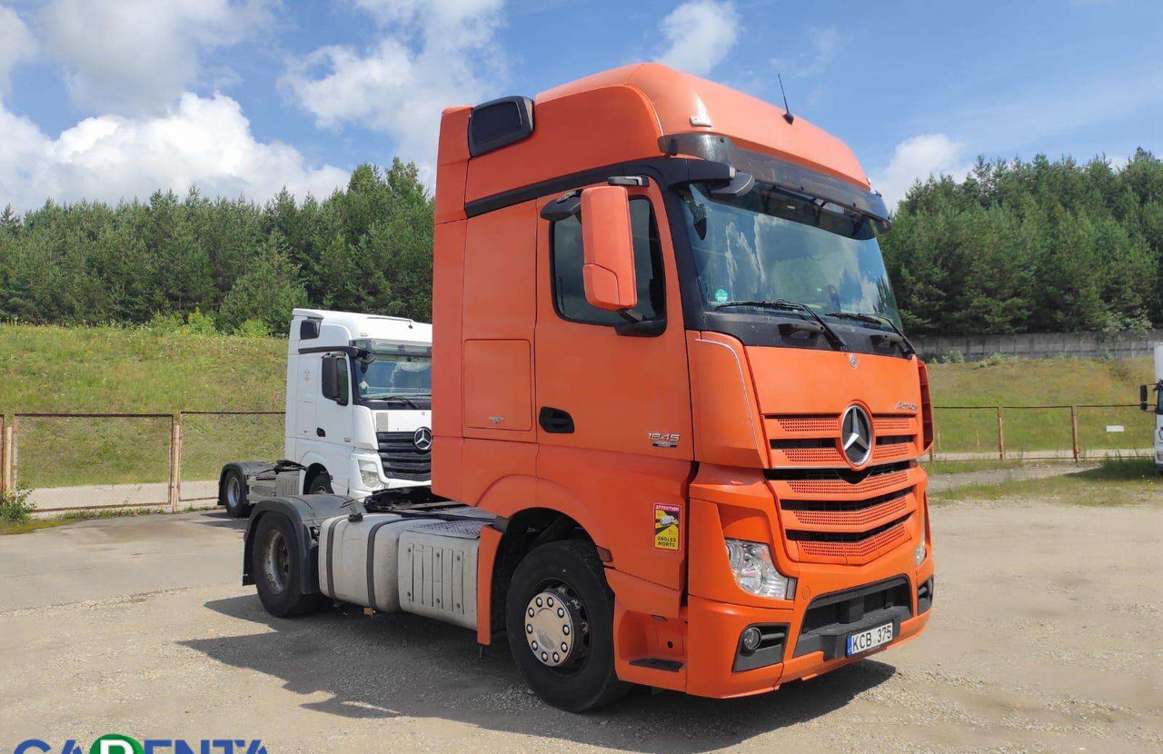 Mercedes-Benz Actros 1845 - Vetopöytäauto: kuva Mercedes-Benz Actros 1845 - Vetopöytäauto Mercedes-Benz Actros 1845 - Vetopöytäauto: kuva Mercedes-Benz Actros 1845 - Vetopöytäauto