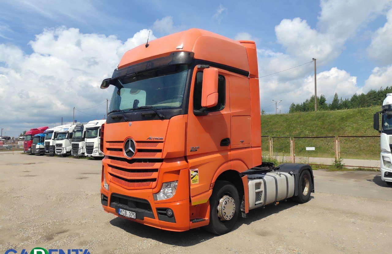 Mercedes-Benz Actros 1845 - Vetopöytäauto: kuva Mercedes-Benz Actros 1845 - Vetopöytäauto Mercedes-Benz Actros 1845 - Vetopöytäauto: kuva Mercedes-Benz Actros 1845 - Vetopöytäauto