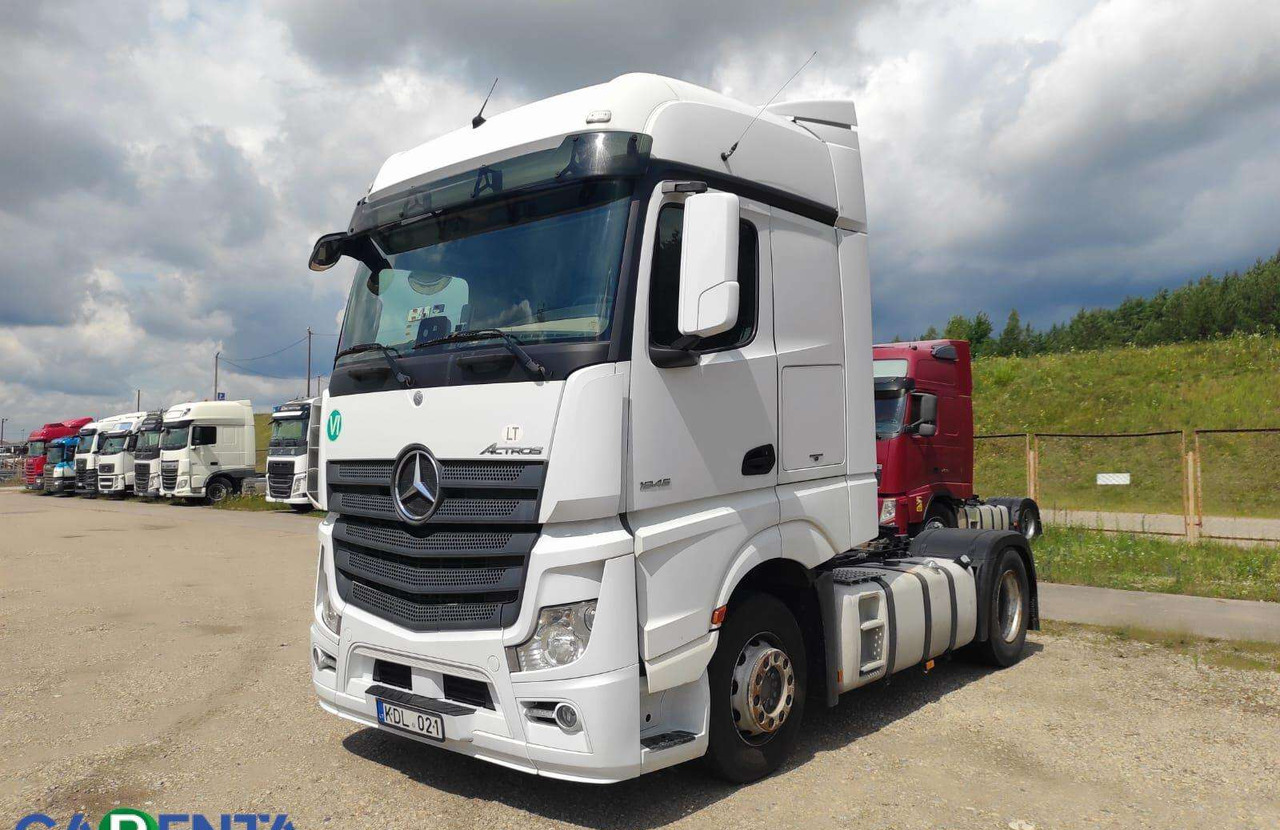 Mercedes-Benz Actros 1845 - Vetopöytäauto: kuva  Mercedes-Benz Actros 1845 - Vetopöytäauto Mercedes-Benz Actros 1845 - Vetopöytäauto: kuva  Mercedes-Benz Actros 1845 - Vetopöytäauto