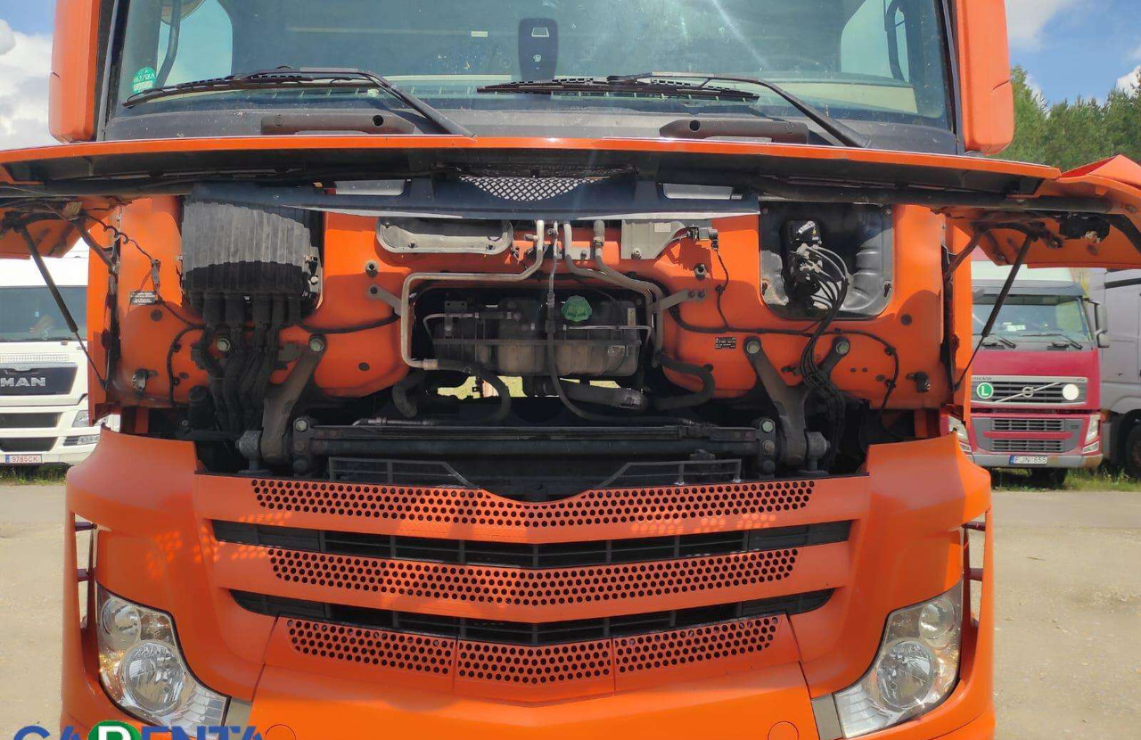 Vetopöytäauto Mercedes-Benz Actros 1845: kuva Vetopöytäauto Mercedes-Benz Actros 1845